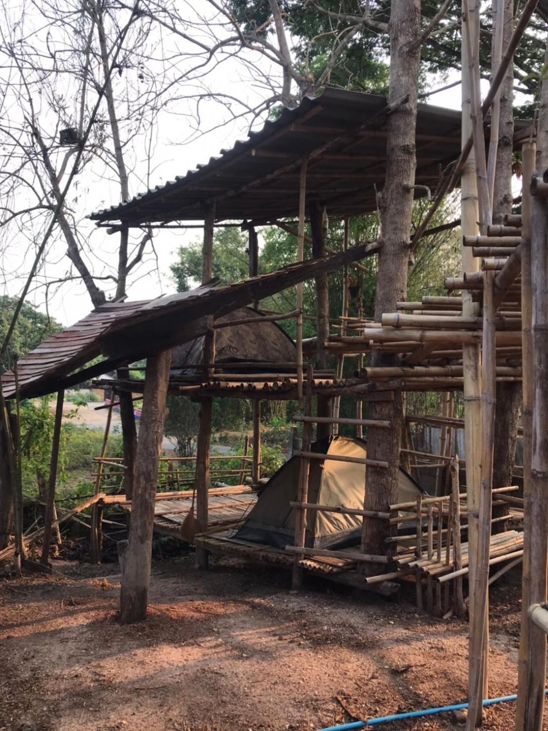 Amando_Tent Hotell Phayao Exteriör bild